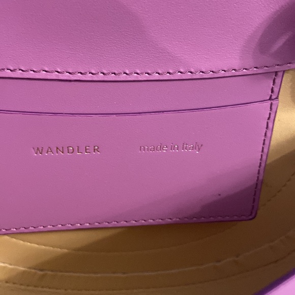 New WANDLER Billy Leather Purple Bag w/dustbag sold out crescent shape - Picture 8 of 8
